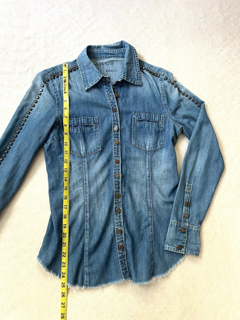 Western Cowgirl Blank NYC Light Blue Stud-Trim Denim Button-Down Shirt - Picture 7 of 9